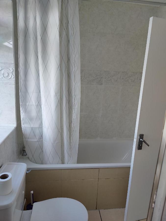 Beautiful And Homely Accommodation, Archway In Islington Near Camden Town Londra Esterno foto